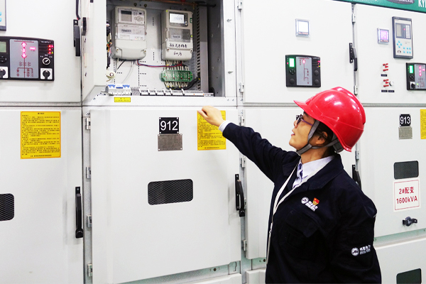 Come funzionano i quadri di media tensione nei sistemi di distribuzione dell'energia